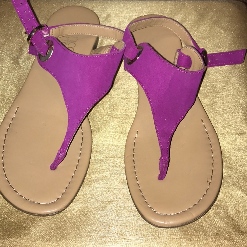 Women’s sandals
